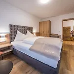 Montec 2 By Interhome