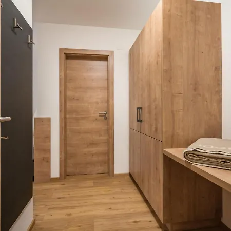 Montec 2 By Interhome Apartamento *