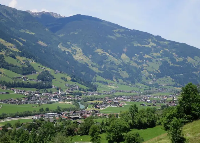 Montec 2 By Interhome هيباخ